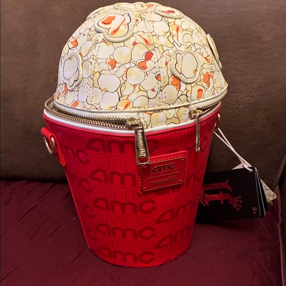 AMC Loungefly Popcorn Bucket crossbody Bag - Picture 5 of 10